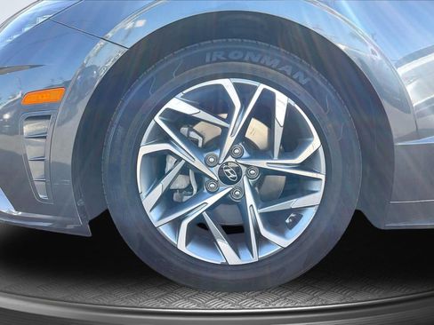 Used 2023 Hyundai Sonata SEL FWD image 9