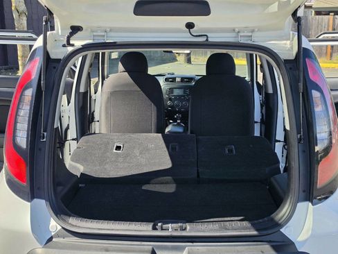 Used 2016 Kia Soul w/ Option Group 020 FWD image 29