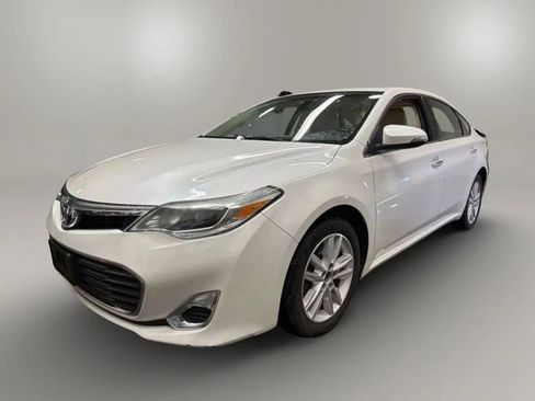 Used 2014 Toyota Avalon XLE image 1