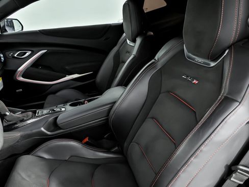 Used 2021 Chevrolet Camaro ZL1 image 23