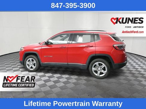 Used 2024 Jeep Compass Latitude w/ Altitude Special Edition image 6