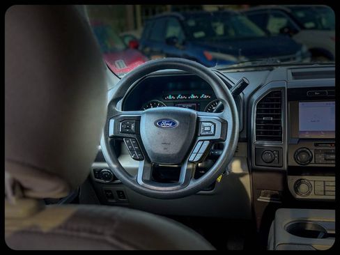 Used 2020 Ford F150 XLT w/ Equipment Group 301A Mid image 27