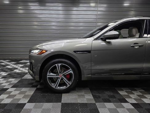 Used 2019 Jaguar F-PACE S AWD/4WD image 40