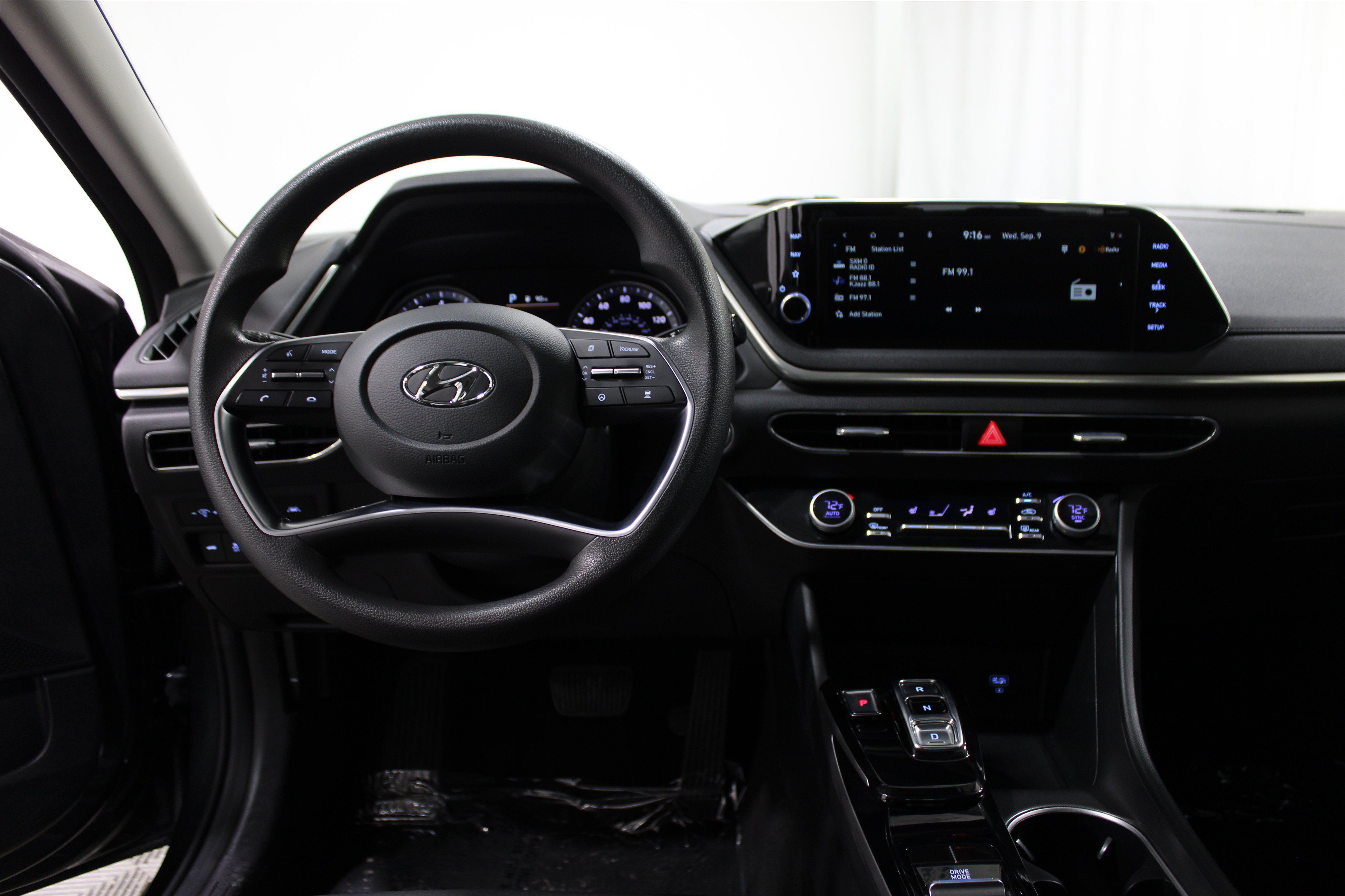 Used 2023 Hyundai Sonata SEL FWD image 11
