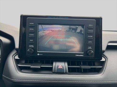 Certified 2020 Toyota RAV4 LE w/ All Weather Liner Package image 28