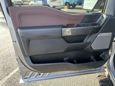 Used 2023 Ford F150 Lariat image 10