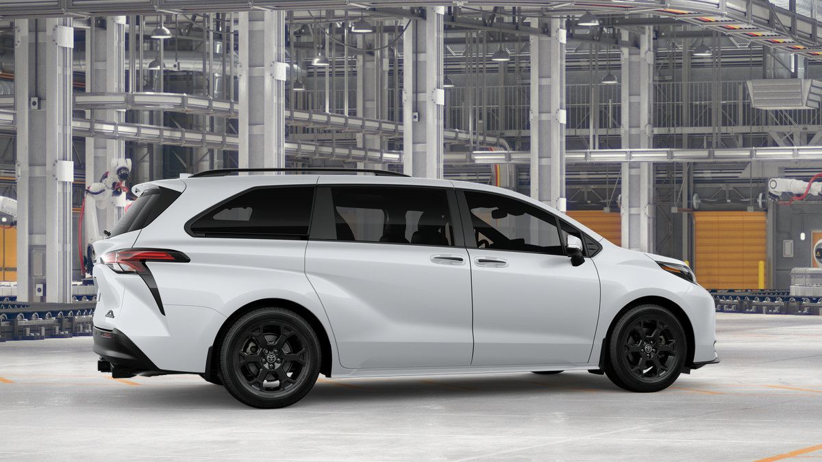 New 2026 Toyota Sienna XLE Woodland Edition AWD/4WD image 11