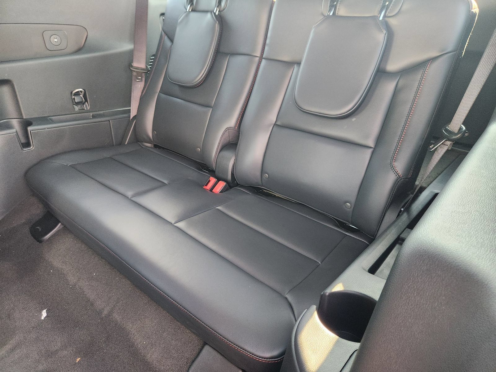 New 2027 Ford Explorer ST-Line RWD image 25