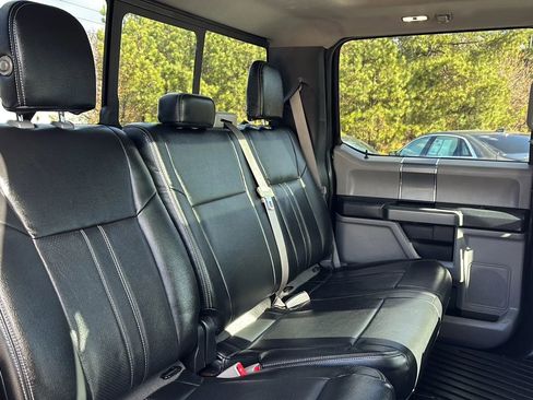 Used 2016 Ford F150 XLT w/ Equipment Group 302A Luxury image 22