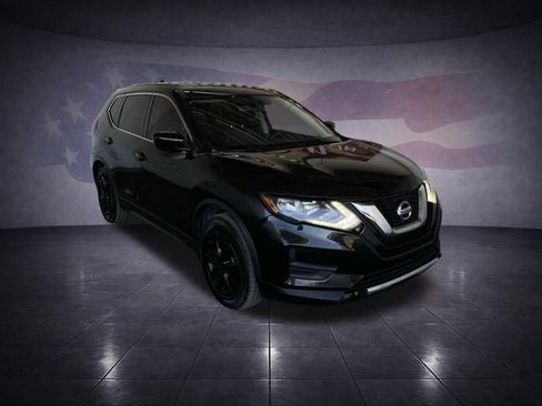 Used 2017 Nissan Rogue S FWD image 7