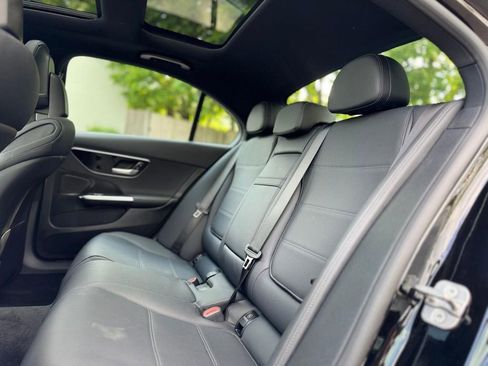 Used 2025 Mercedes-Benz C 300 4MATIC Sedan image 25