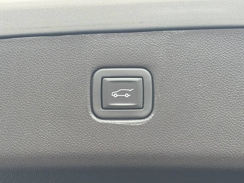 Used 2024 Chevrolet Blazer LT w/ Convenience Package AWD/4WD image 44