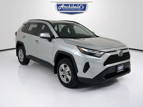 Used 2025 Toyota RAV4 XLE w/ Convenience Package AWD/4WD image 1