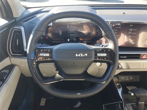 New 2026 Kia Sorento S image 12