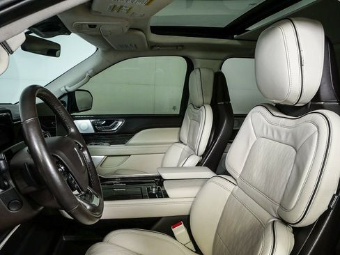 Used 2023 Lincoln Navigator Black Label image 5