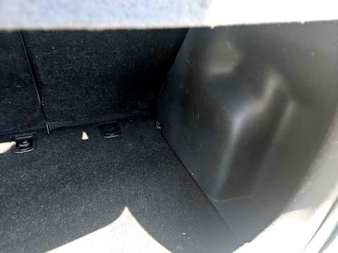 Used 2011 Hyundai Accent GS image 37