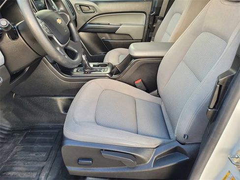 Used 2022 Chevrolet Colorado W/T w/ WT Convenience Package image 17