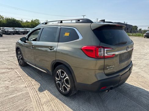 Used 2024 Subaru Ascent Limited w/ Technology Package AWD/4WD image 2