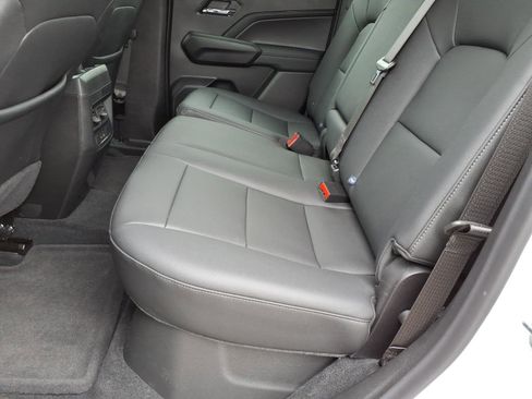 Used 2025 Chevrolet Colorado W/T w/ Advanced Trailering Package RWD image 11