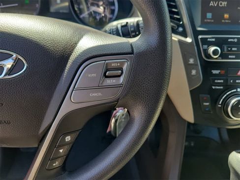 Used 2017 Hyundai Santa Fe Sport image 27