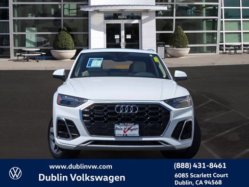 Used 2023 Audi Q5 2.0T Premium Plus w/ Premium Plus Package AWD/4WD image 2