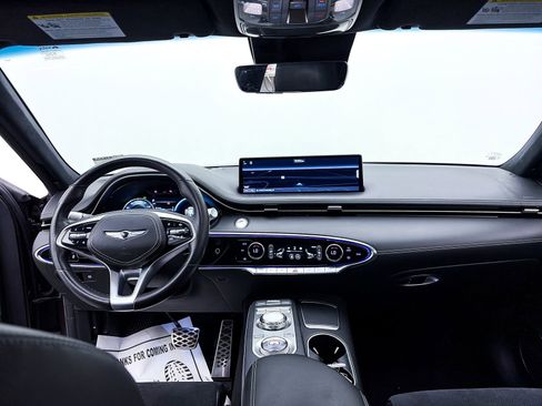 Used 2022 Genesis GV70 3.5T Sport w/ Sport Prestige Package image 35