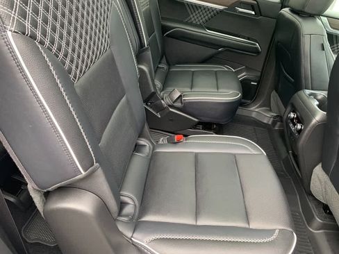 Used 2026 GMC Acadia Denali w/ Super Cruise Package AWD/4WD image 17