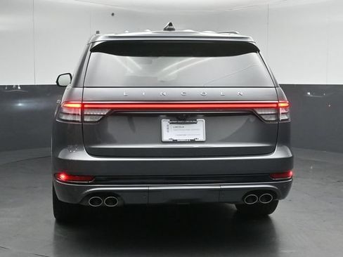 Used 2025 Lincoln Aviator Reserve w/ Equipment Group 201A AWD/4WD image 2