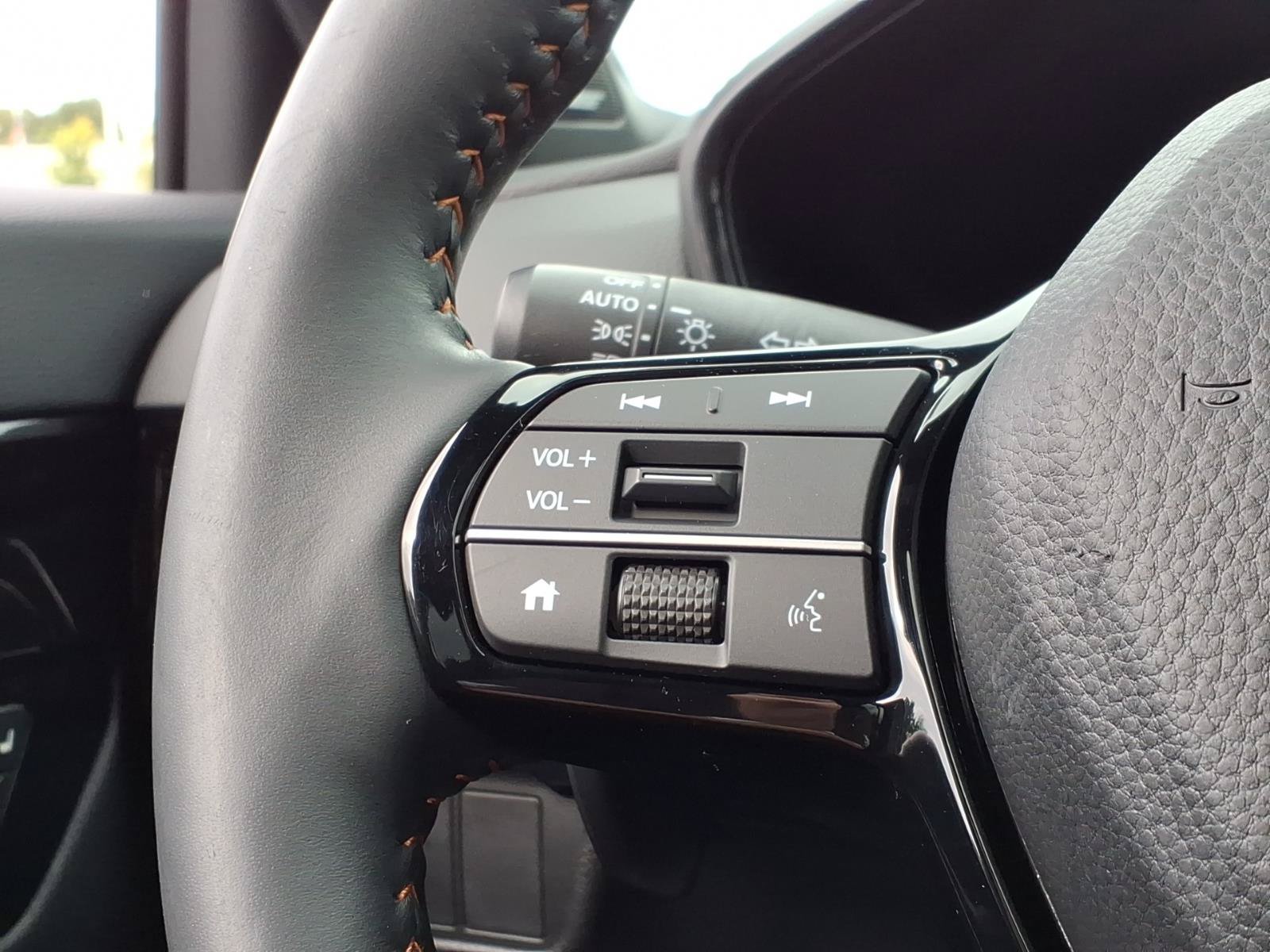 Used 2024 Honda CR-V Sport Touring image 29