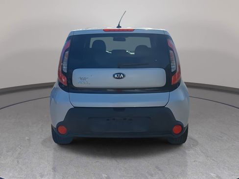 Used 2015 Kia Soul + FWD image 6