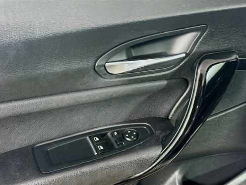 Used 2019 BMW 230i Coupe w/ Premium Package image 24