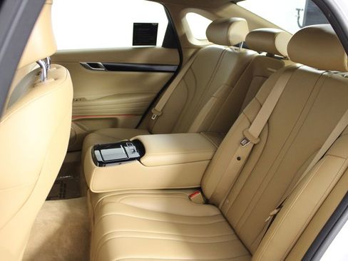 Used 2025 Genesis G80 2.5T image 18