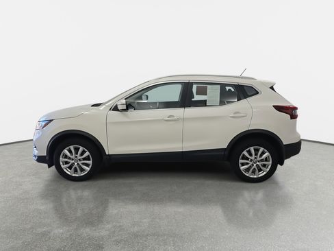 Certified 2020 Nissan Rogue Sport SV w/ All-Weather Package image 8