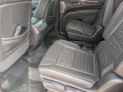 Certified 2023 Cadillac Escalade ESV Sport Platinum w/ LPO, ONYX Package image 16