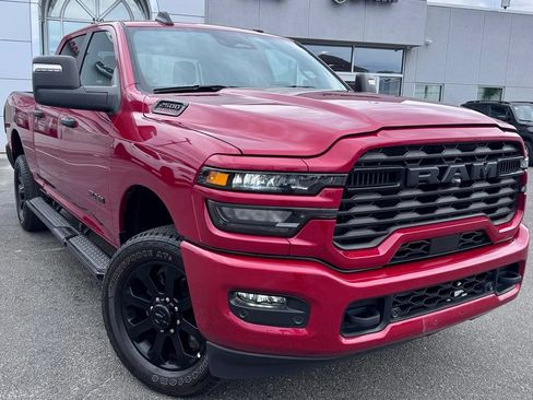 Used 2026 RAM 2500 Big Horn AWD/4WD image 1
