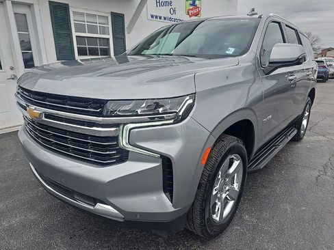 Used 2023 Chevrolet Tahoe LT w/ Luxury Package image 3