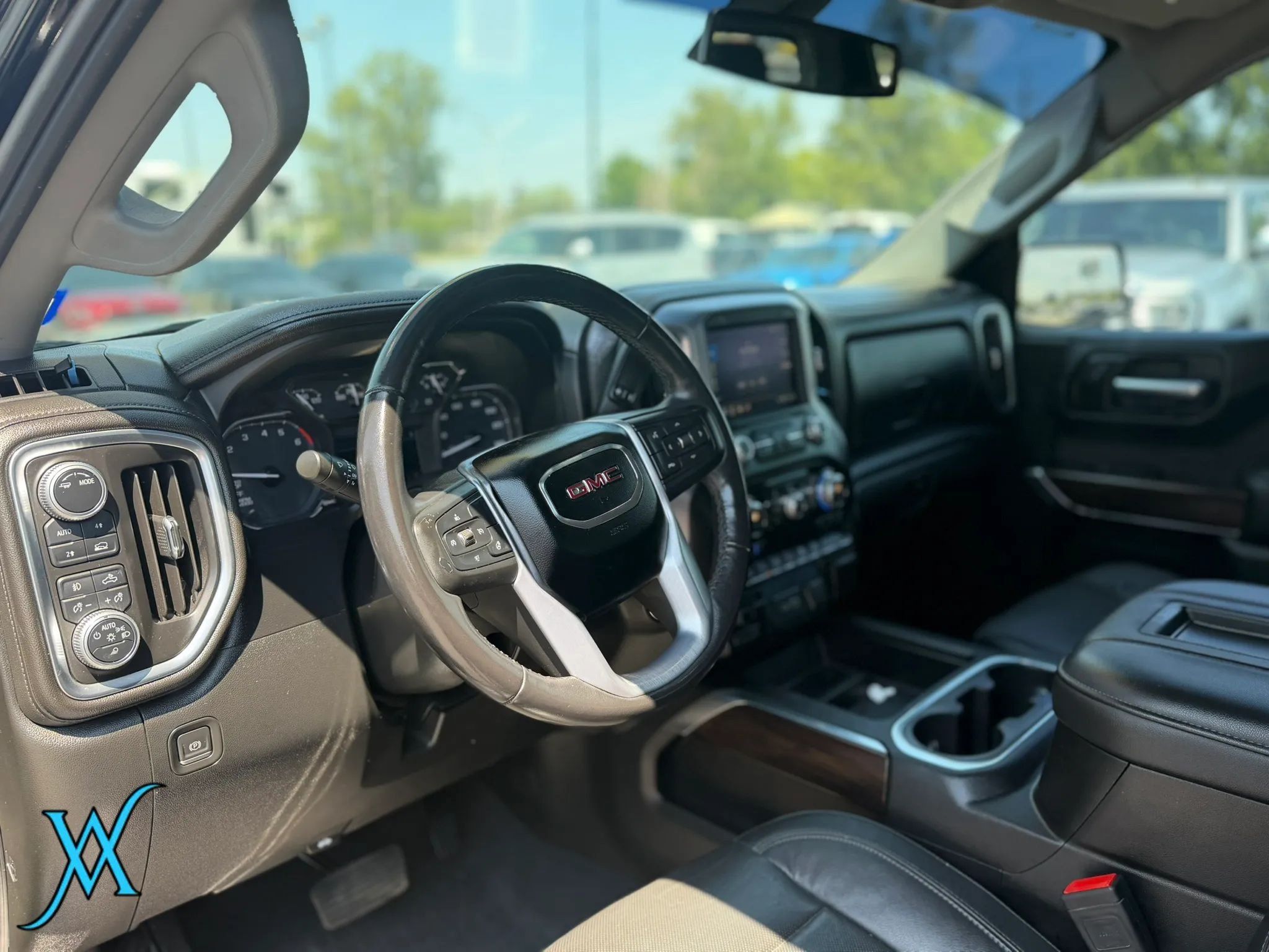 Used 2020 GMC Sierra 1500 SLT AWD/4WD image 11