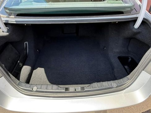 Used 2013 BMW 550i Sedan image 14