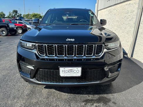 Used 2025 Jeep Grand Cherokee Laredo X w/ Luxury Tech Group I AWD/4WD image 11