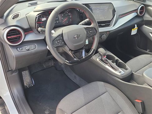 New 2026 Chevrolet Trax RS image 15