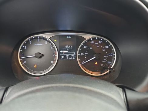 Used 2023 Nissan Kicks S image 22