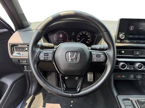 Used 2023 Honda Civic Sport image 12