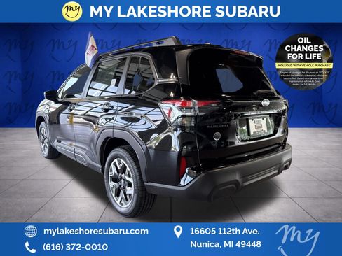 Certified 2025 Subaru Forester Premium AWD/4WD image 9