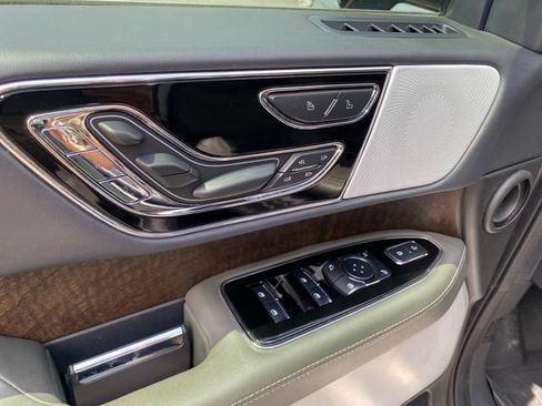 Used 2023 Lincoln Navigator Black Label AWD/4WD image 19