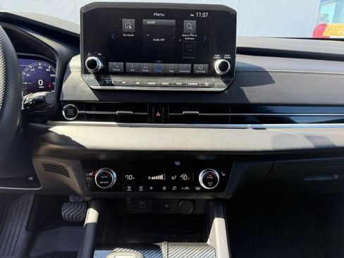 Used 2024 Mitsubishi Outlander SE AWD/4WD image 21