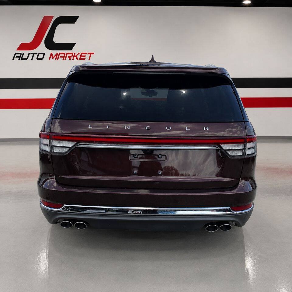 Used 2020 Lincoln Aviator Reserve w/ Equipment Group 201A RWD image 4