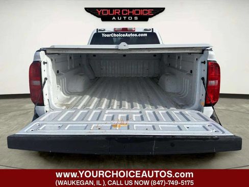 Used 2021 Chevrolet Colorado LT w/ Fleet Safety Package image 14