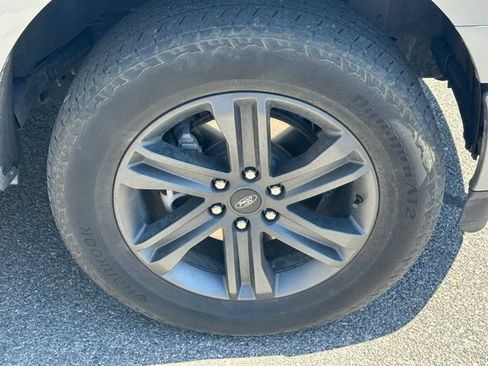 Used 2023 Ford F150 Lariat w/ Max Trailer Tow Package AWD/4WD image 14