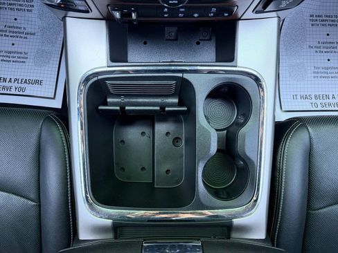 Used 2018 RAM 1500 Laramie image 27