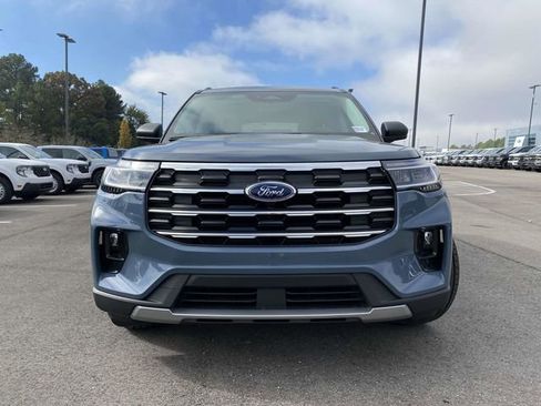 New 2026 Ford Explorer Active image 8
